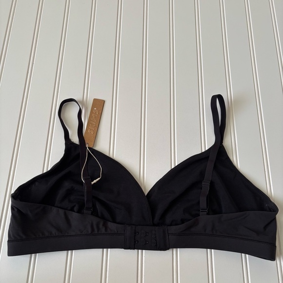 SKIMS | Women's Fits Everybody Crossover Triangle Bralette Black Onyx XL NWT - Picture 4 of 6